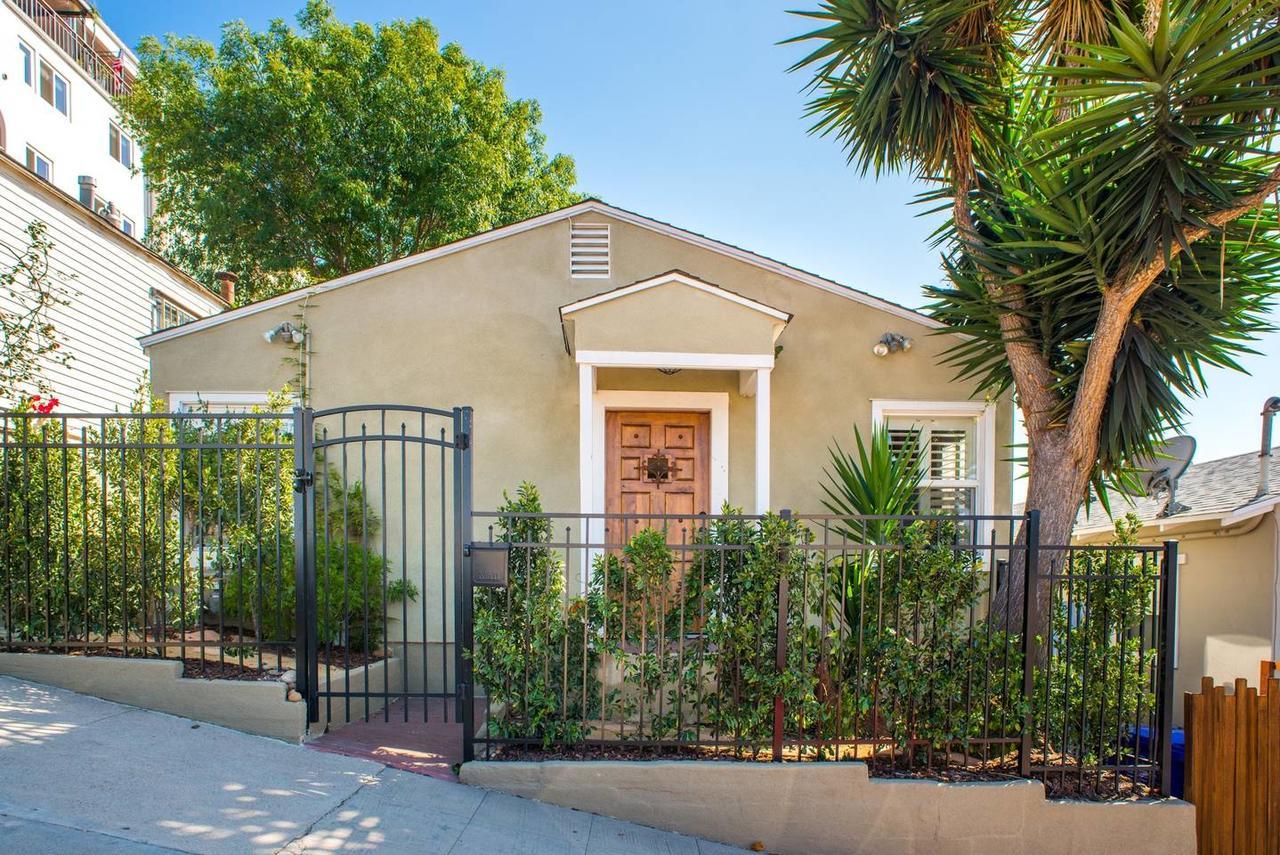 Charming 3br/2ba Craftsman By Domio Holiday home