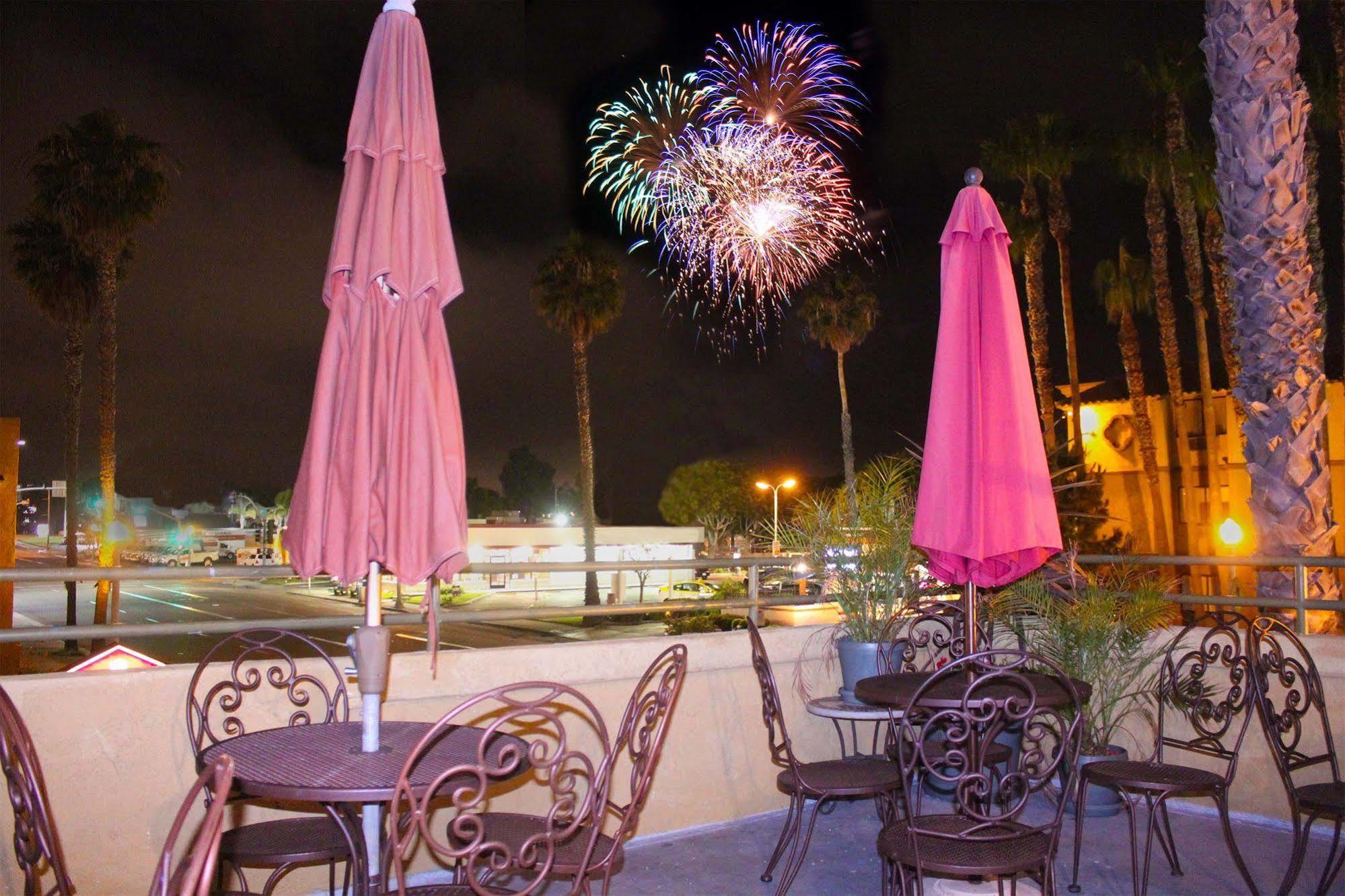 Ramada By Wyndham Near Seaworld / Mission Beach Hotel
