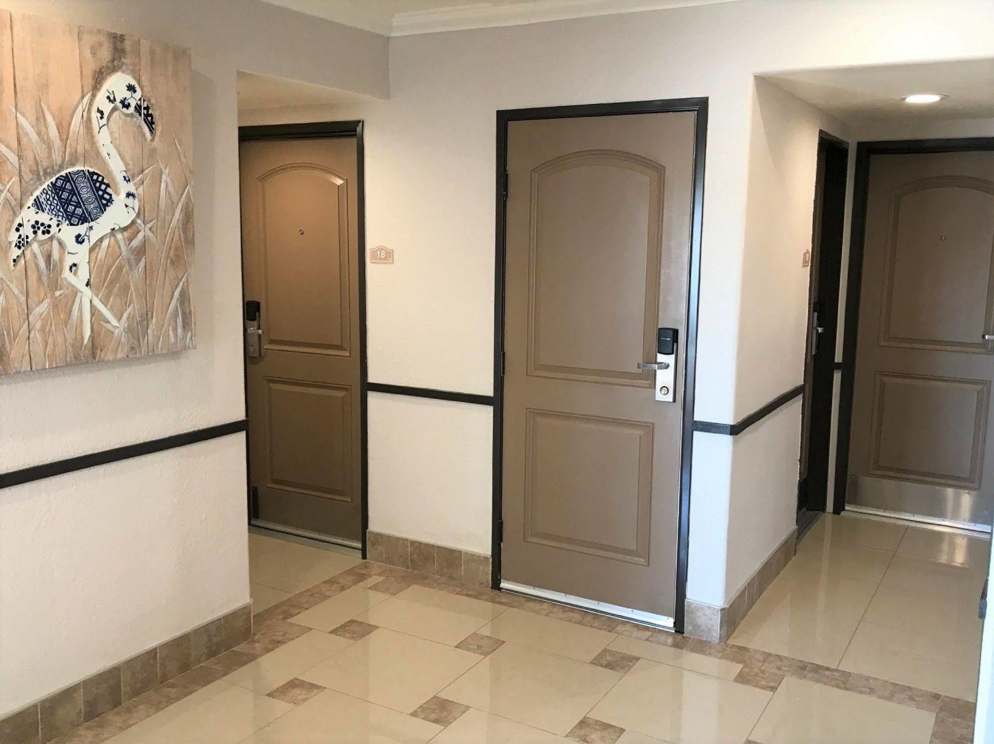 Berkshire Motor 3* San Diego