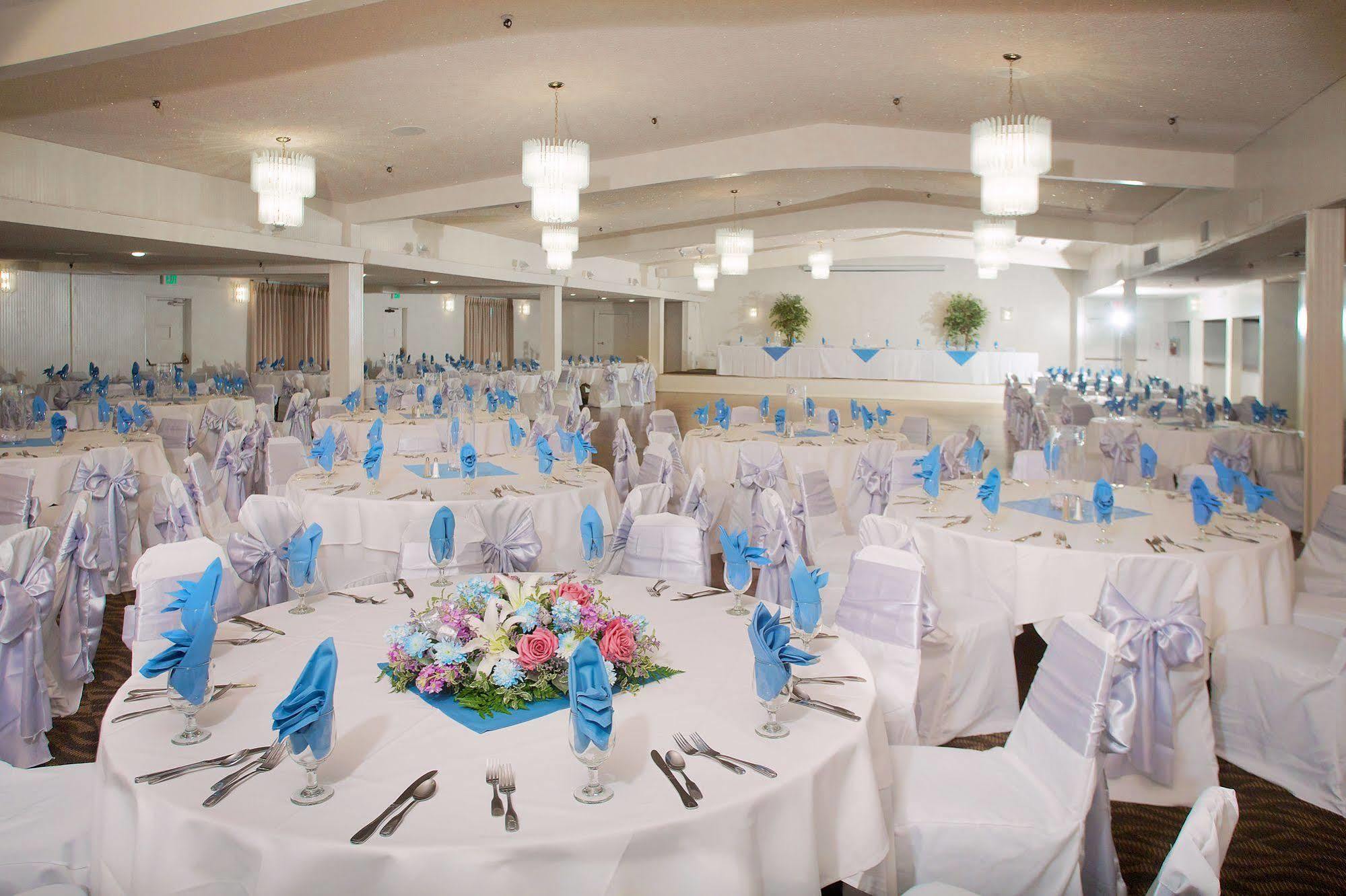 Ramada By Wyndham North & Conference Center
