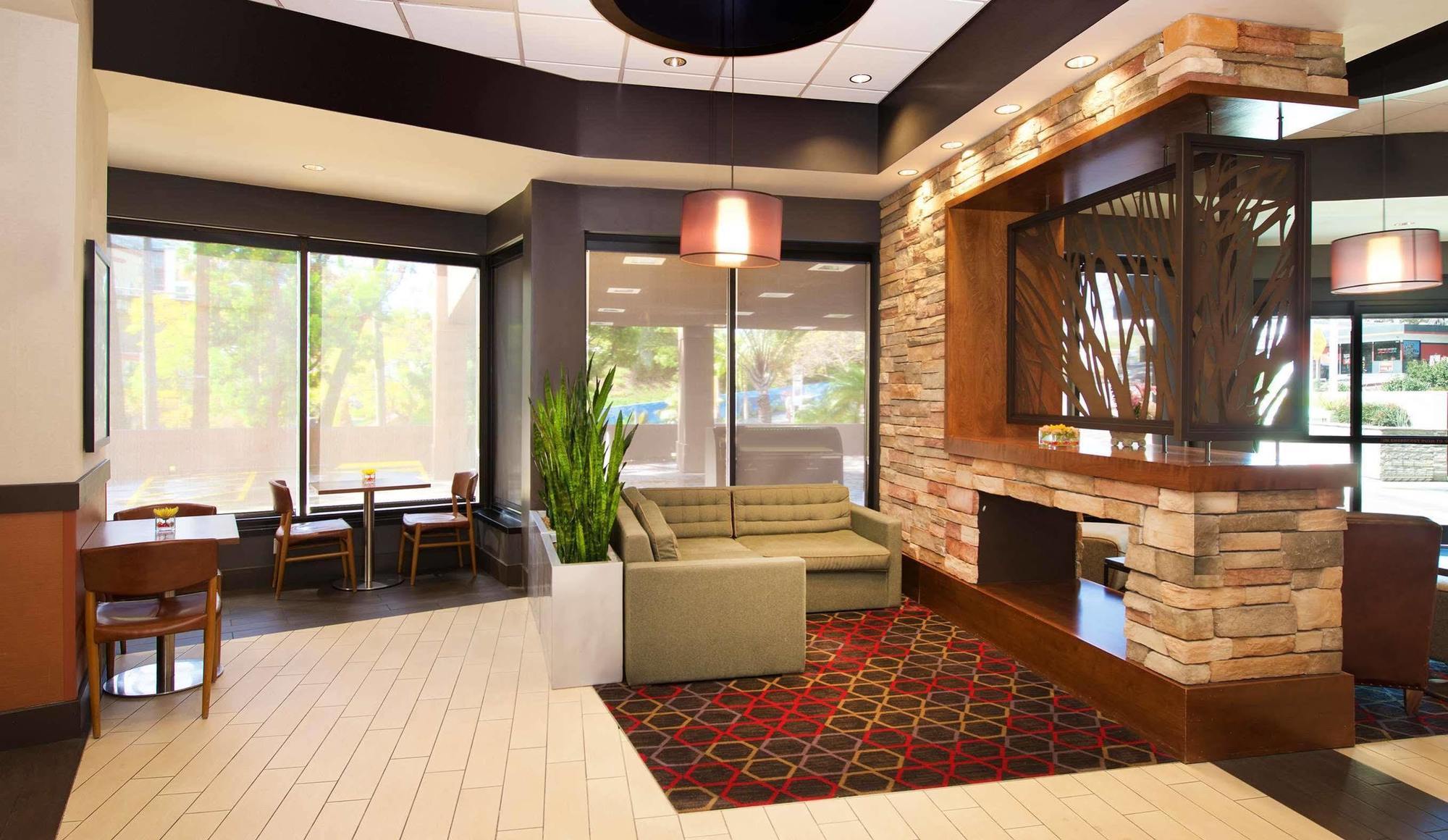 The Dextro, Bw Premier Collection Hotel 3*