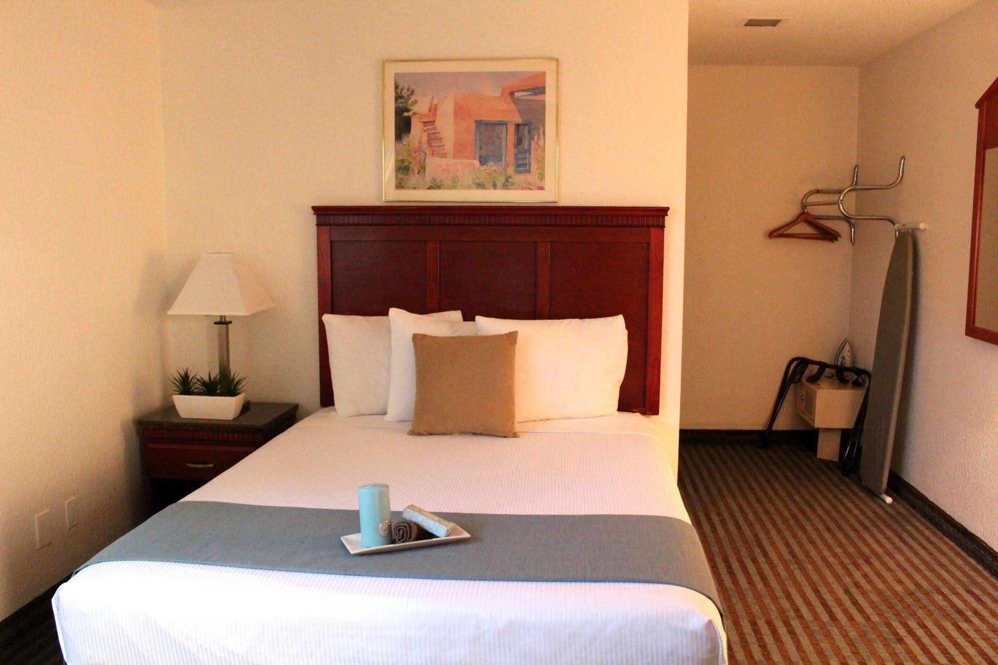 Motel The Pacific 2*