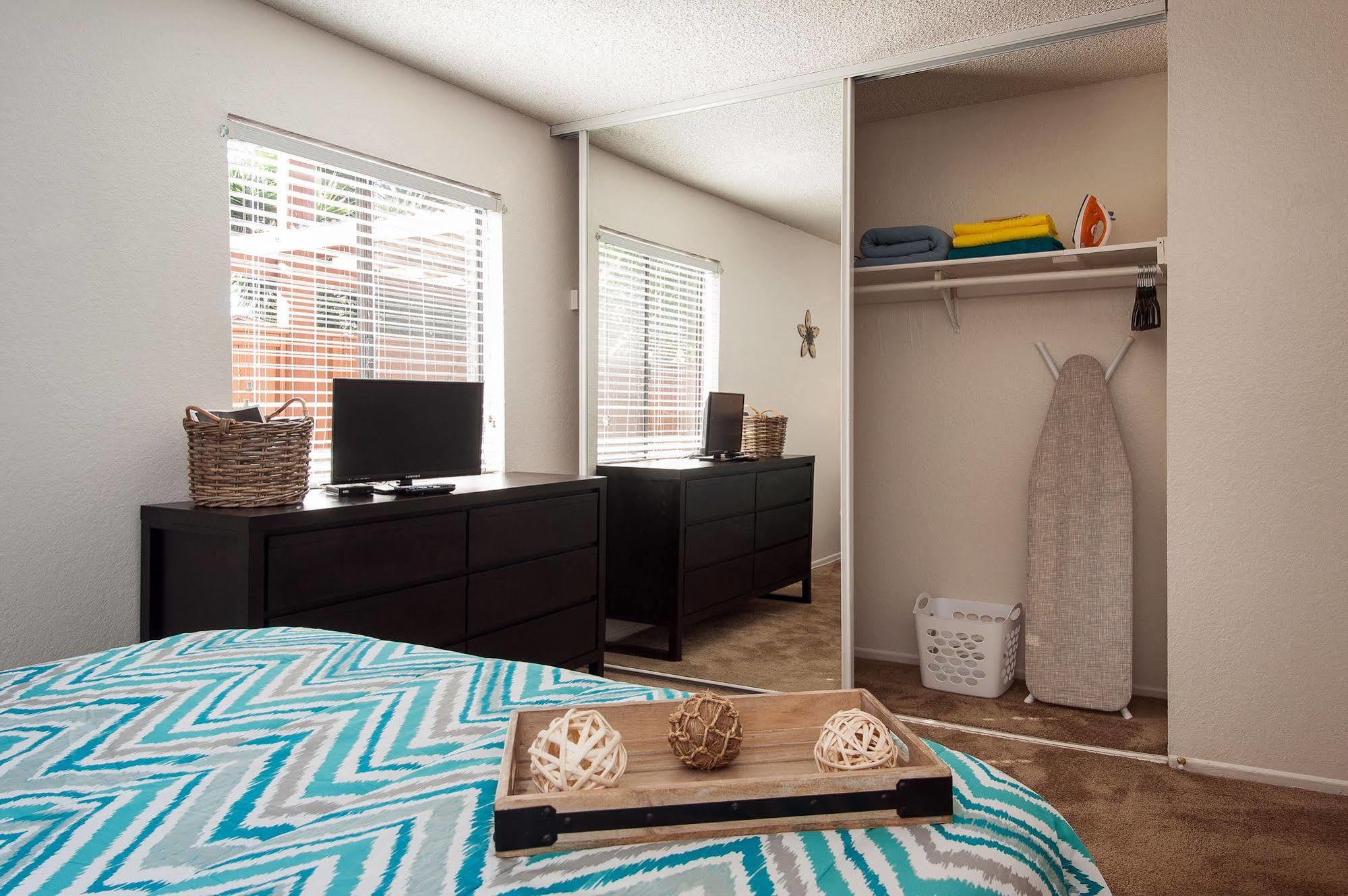 Sunshine At Mid-city Apartment