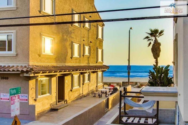 200-surf Stars Penthouse Holiday home *