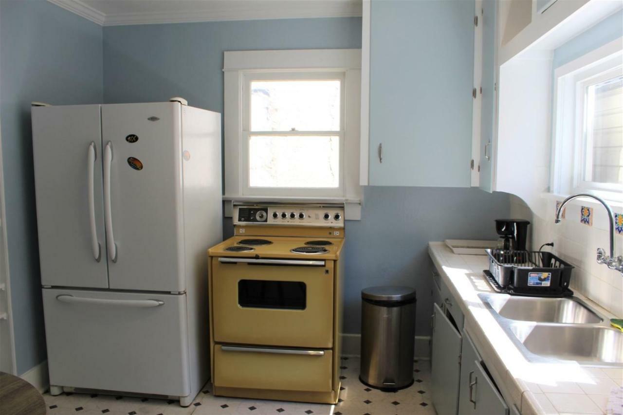 Comfortable 2 Bedroom 1 Bathroom House *