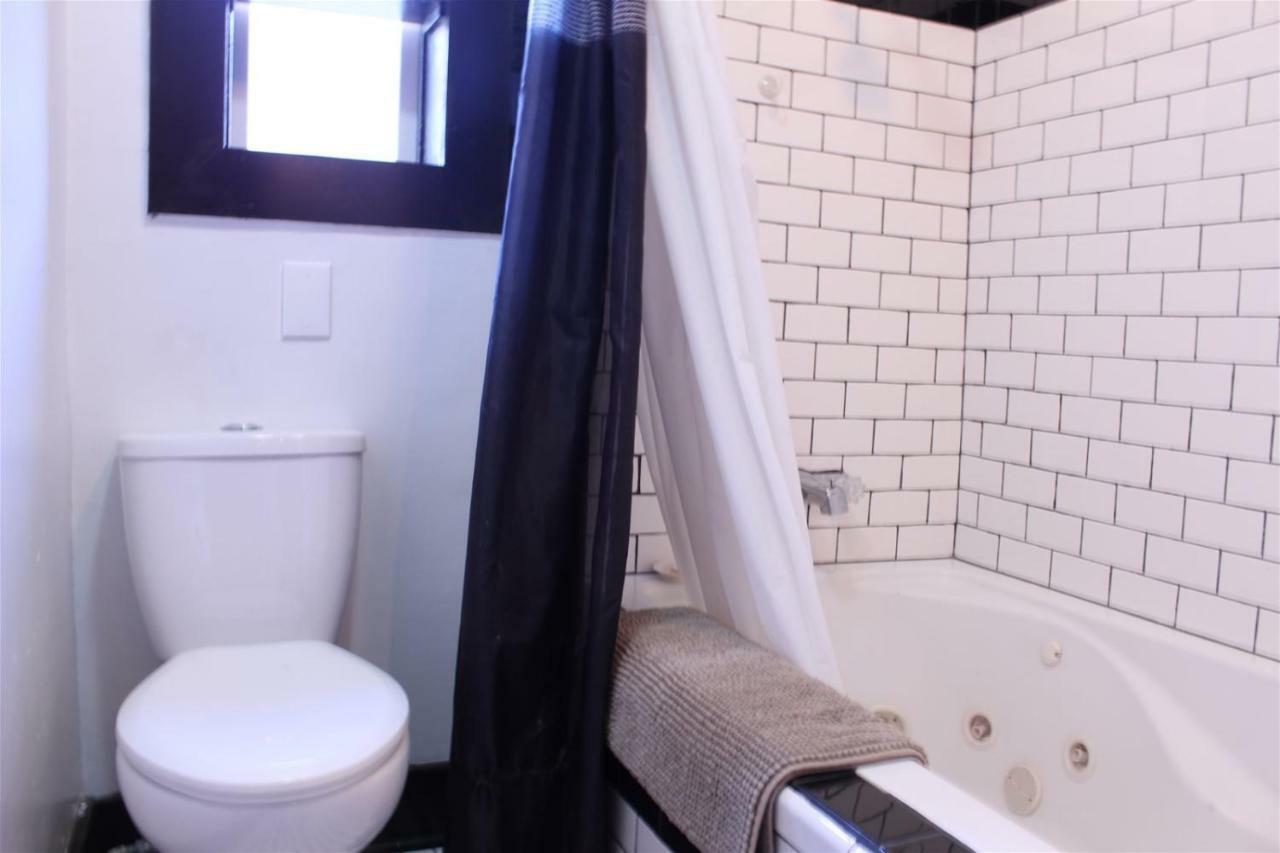Comfortable 2 Bedroom 1 Bathroom House Сasa de vacaciones *