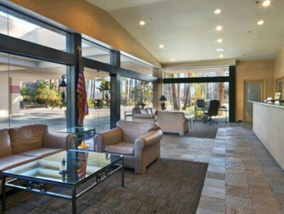 Ramada By Wyndham North & Conference Center San Diego