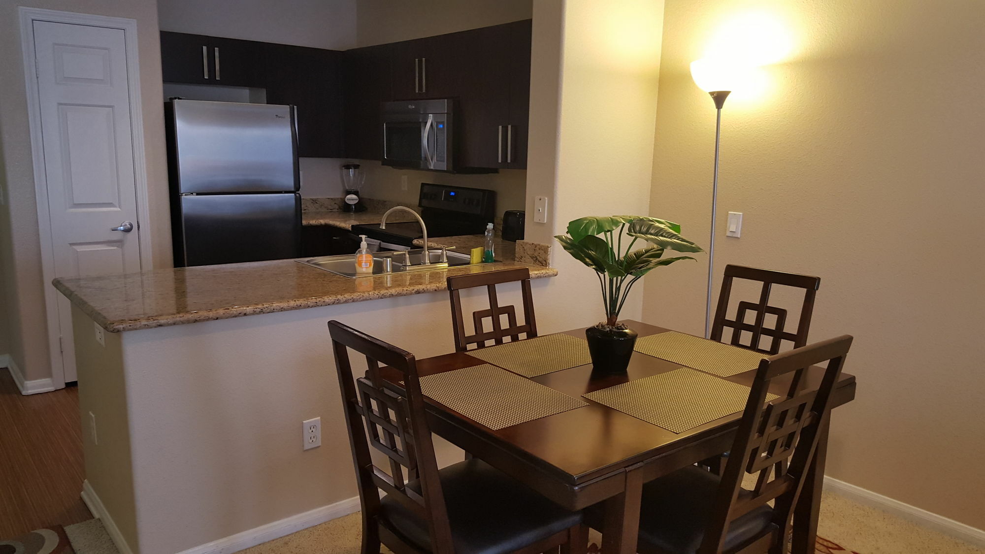In Little Italy, Close To Gaslamp & The Convention Center * San Diego