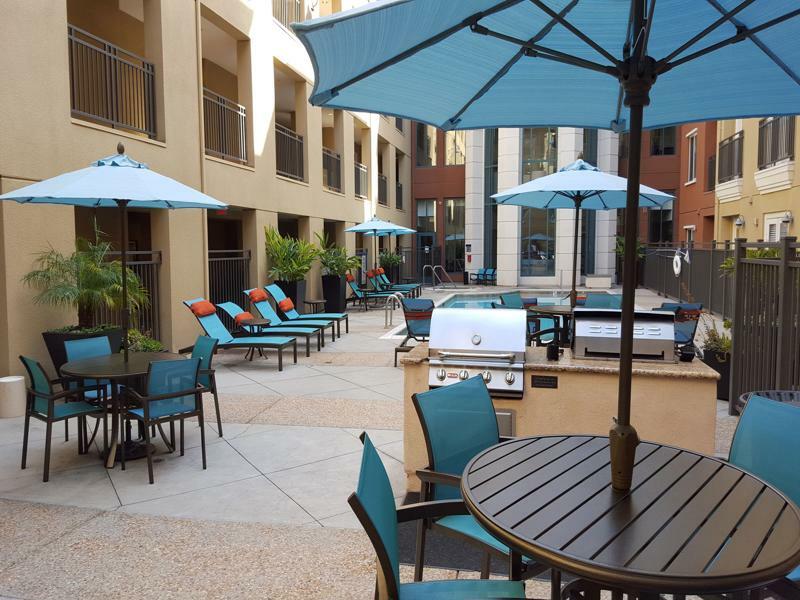 Apartment In Little Italy, Close To Gaslamp & The Convention Center *