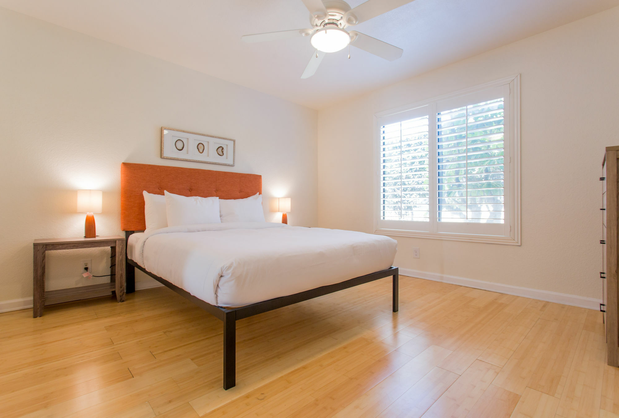 Sunny 3br In Pacific By Sonder