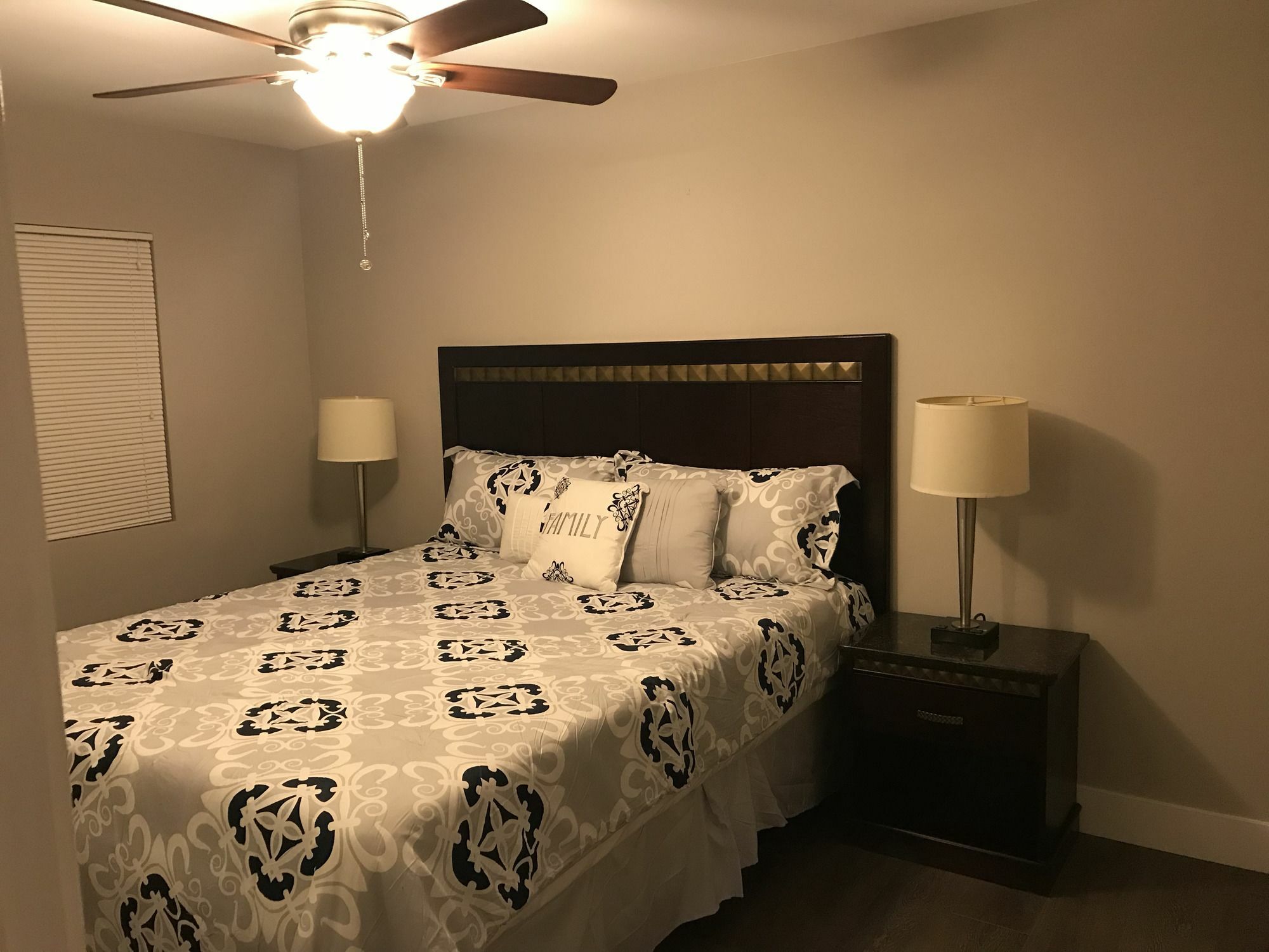 Olive Garden House Apartment