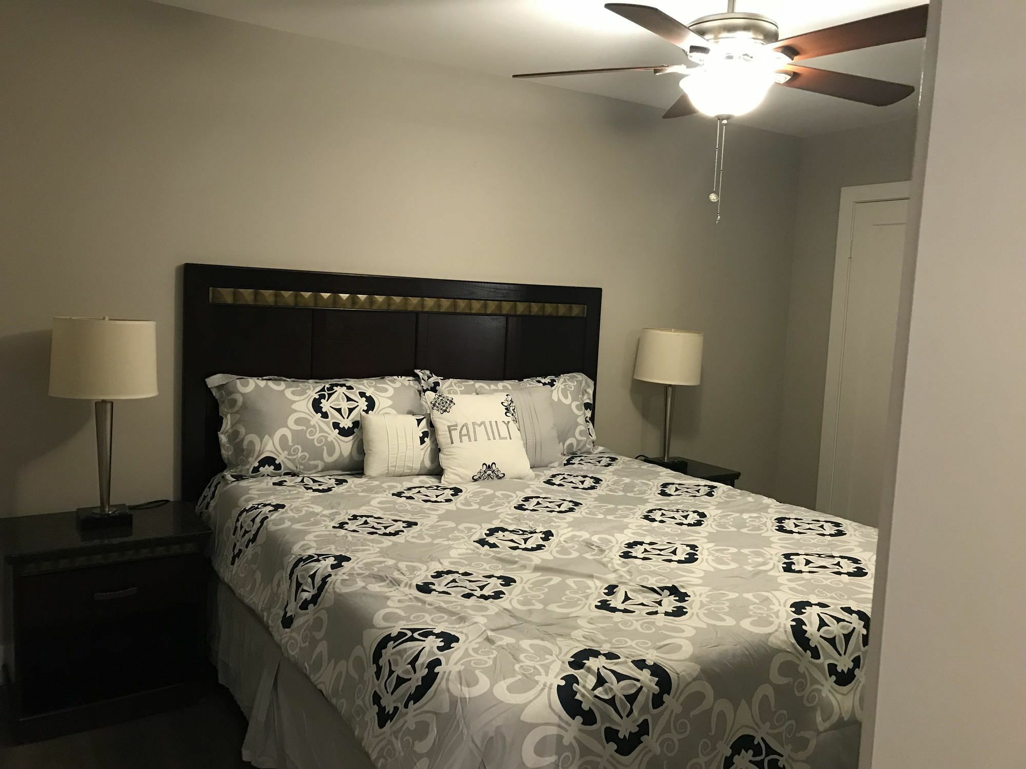 Olive Garden House Apartment *