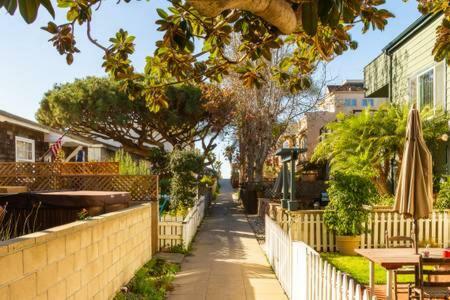 Fantastic Mission Steps To The * San Diego