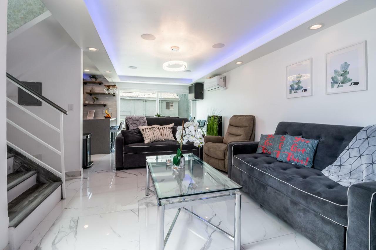Fantastic Mission Steps To The Apartment *