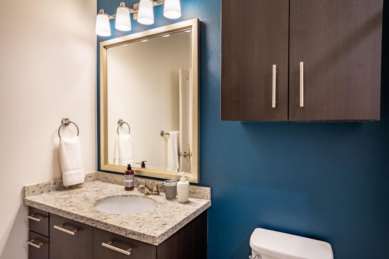 Luxury Apts Near Sdsu By Wanderjaunt Apartment San Diego