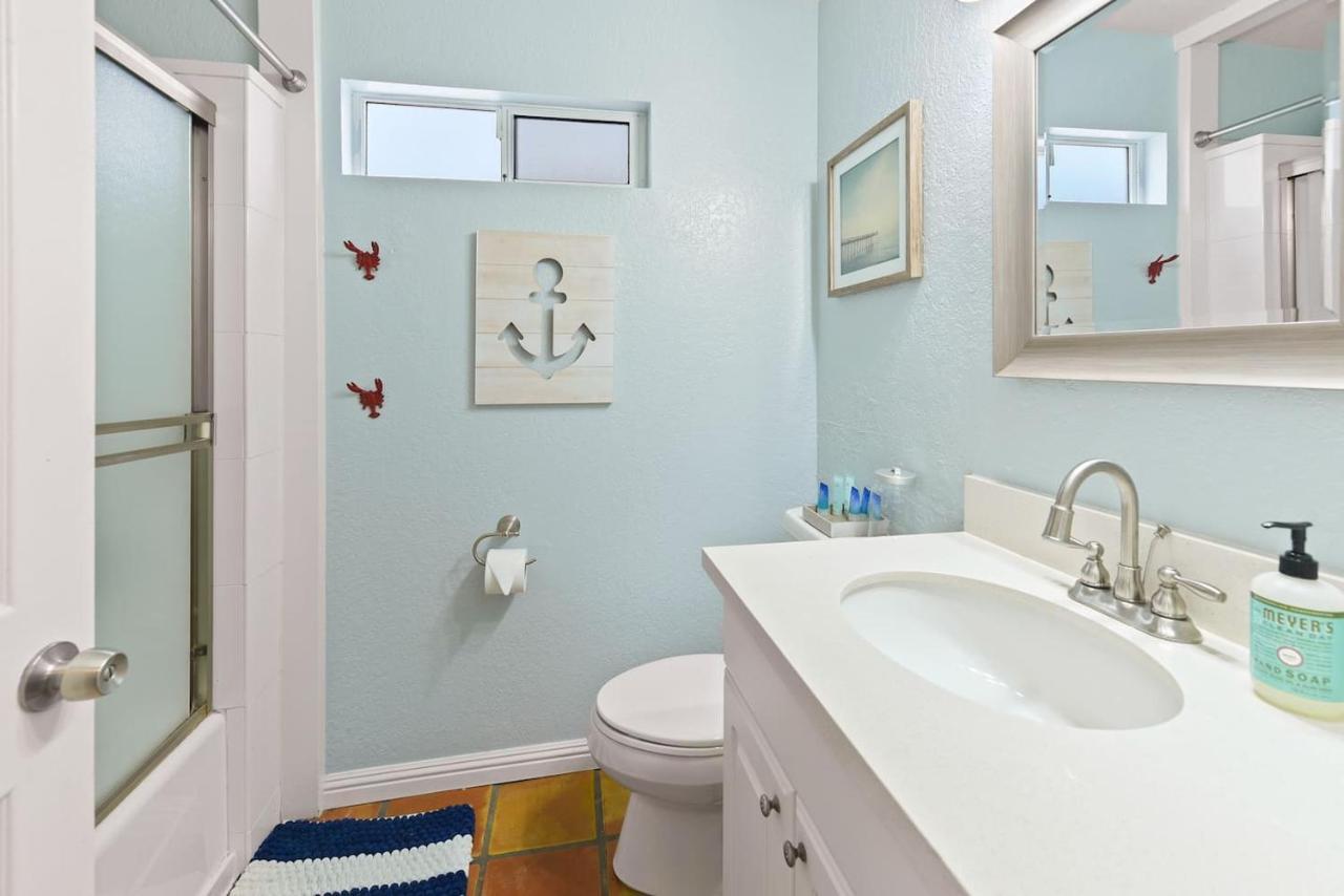 Apartment Luna Azul, Cozy Only Steps To Mission Beach! Free Internet *