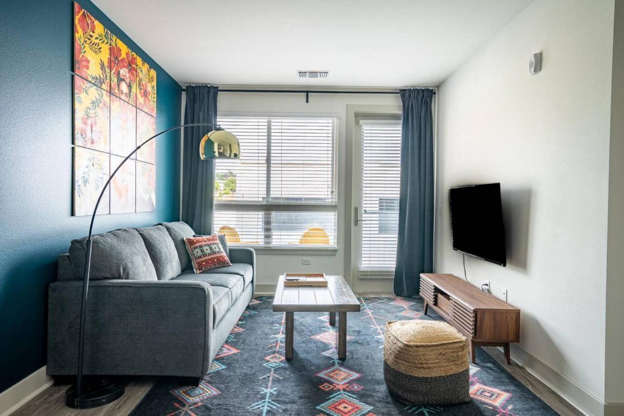 Luxury Apts Near Sdsu By Wanderjaunt Apartment