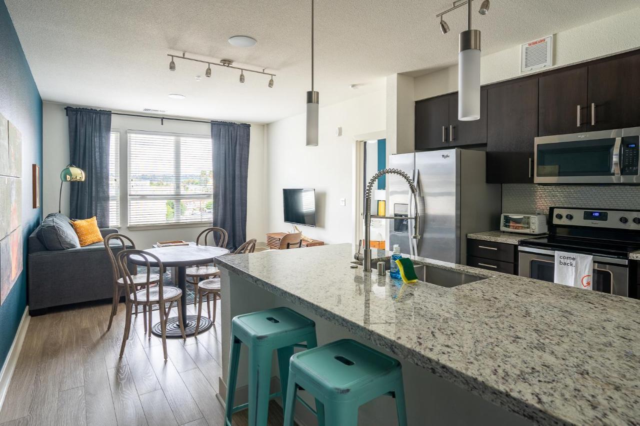 Apartment Luxury Apts Near Sdsu By Wanderjaunt San Diego