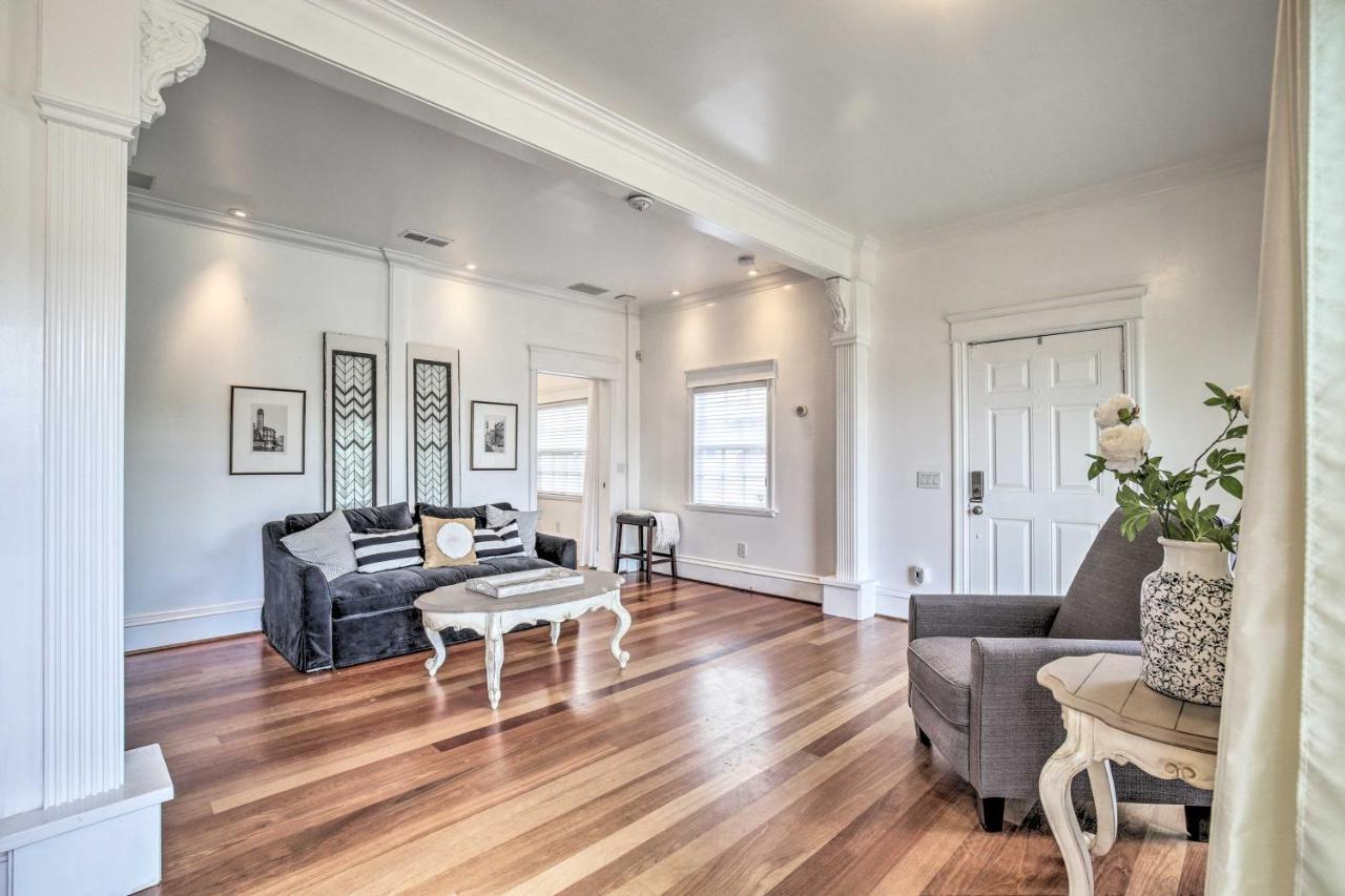 With Deck And Yard - 2 Blocks To Bay! *