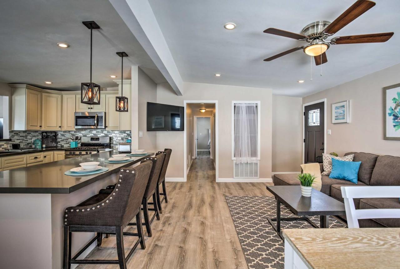 Chic House With Private Pool! Holiday home San Diego