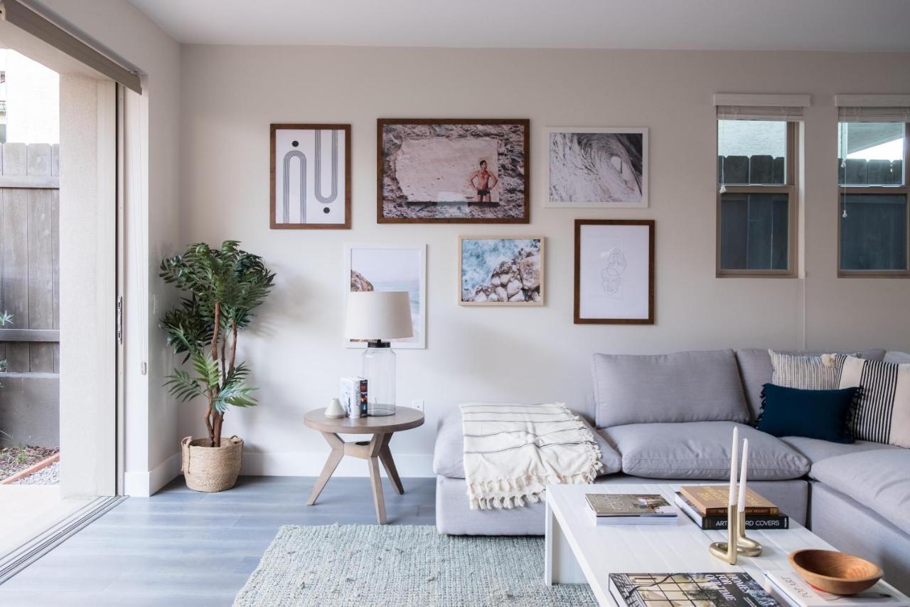 Holiday home Iris By Avantstay - Modern W/ 3 Patios & Rooftop Views