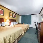 Quality Inn San Diego I-5 Naval Base