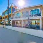 Bayside 4
