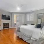 Ocean View Gem With Rooftop Deck And Hot Tub