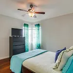 Manhattan Shores 1B
