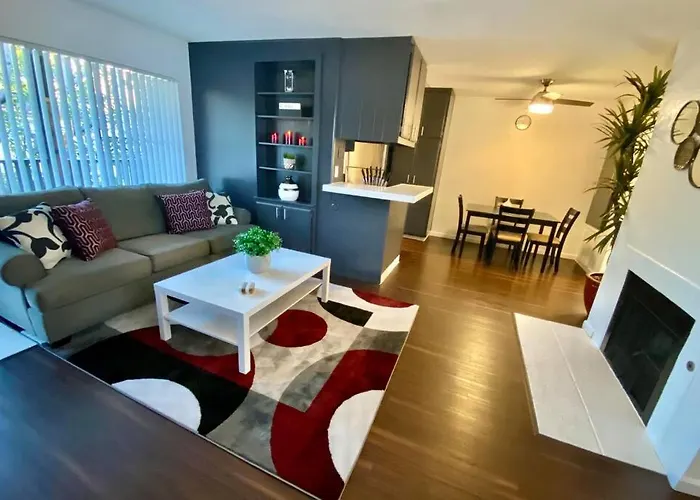 Close To All Of San Diego\'S Points Of Interest!!