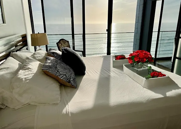 Ocean View Luxury Condo Oceanfront And Pool