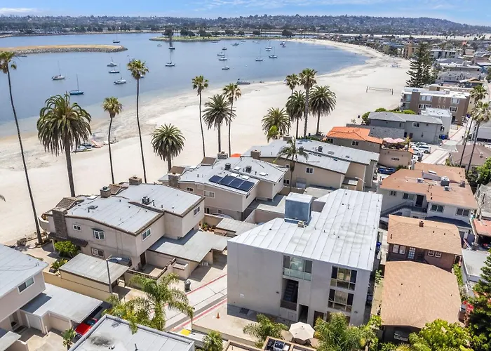 Highly Rated Best Beach! 3Bd 2Ba Ac Luxury King Beds!