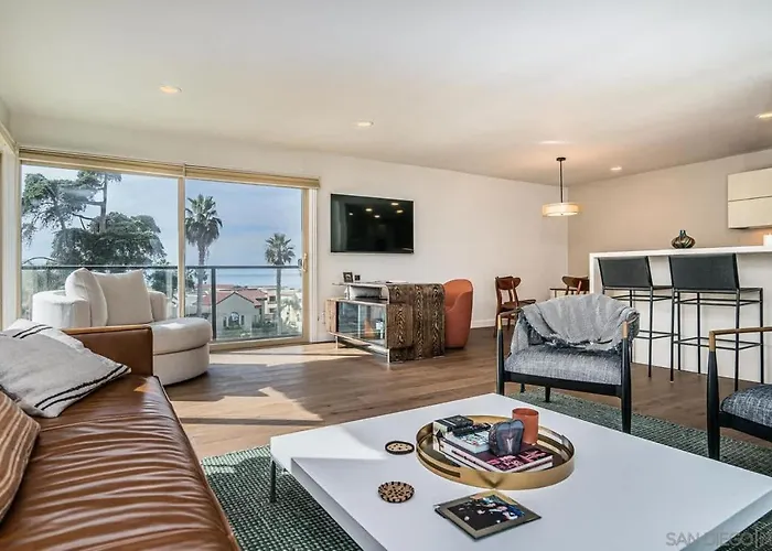 Top Floor Oceanfront Condo