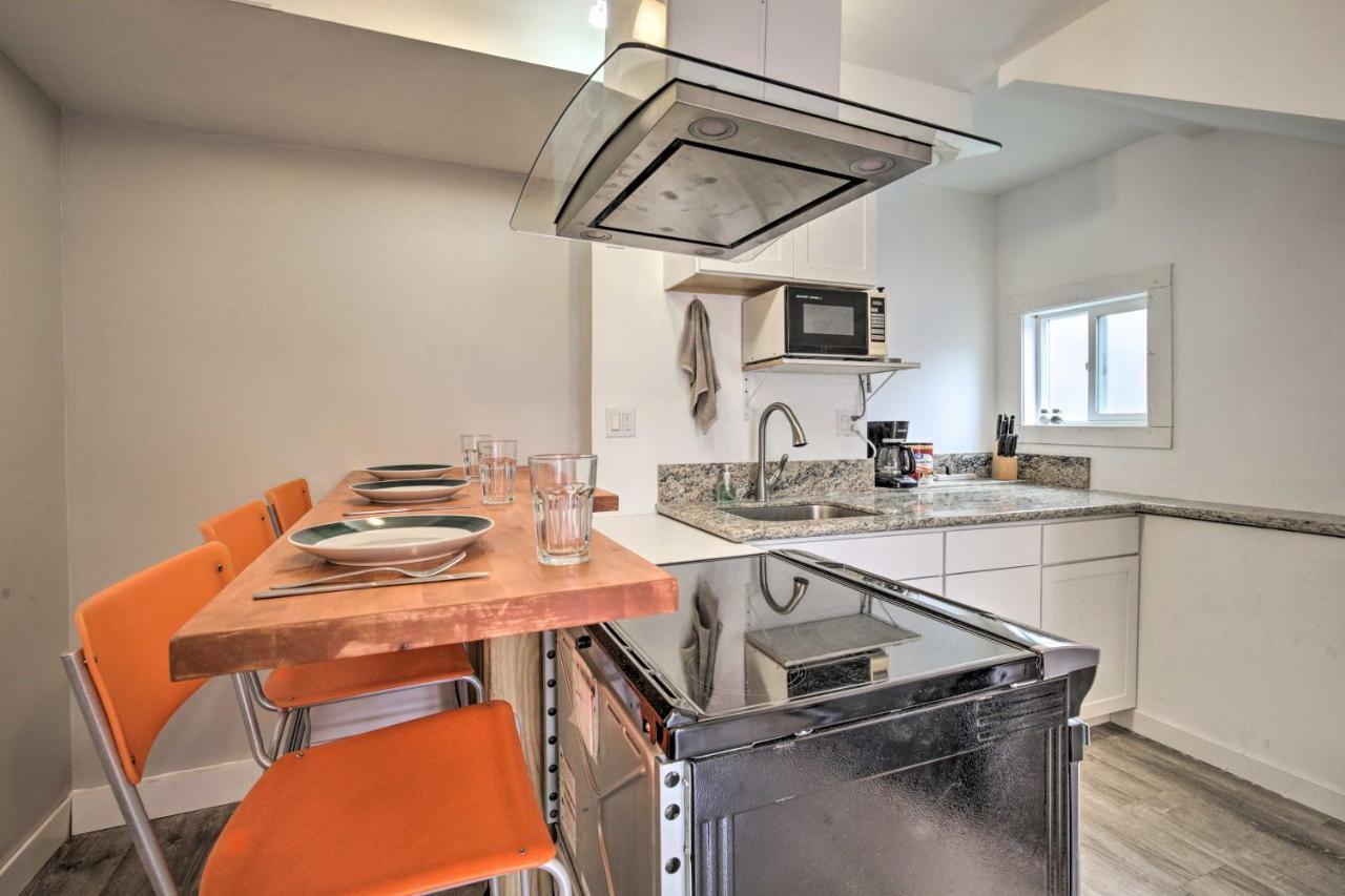 Pet-friendly Gem With Patio And Grill *