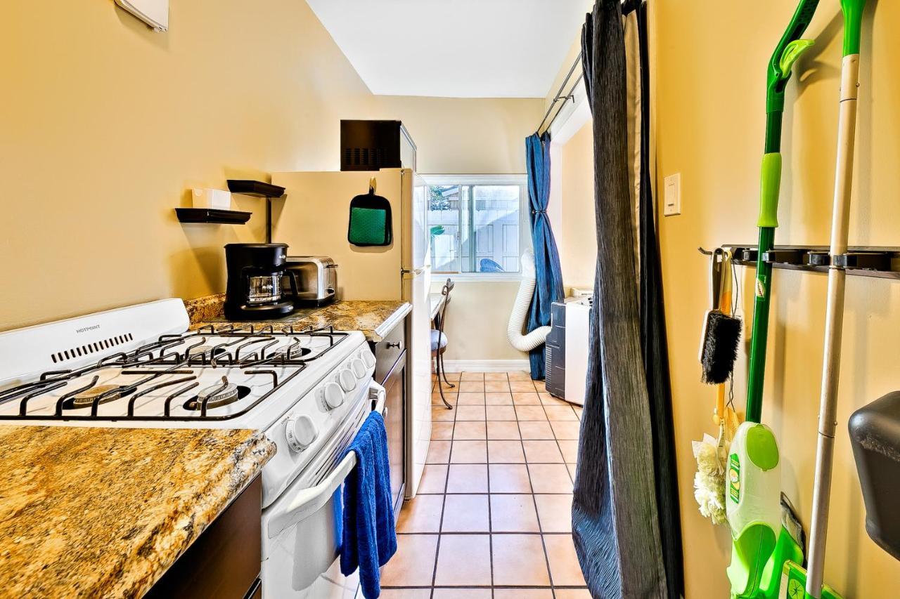 Hotel Beachy Bright Studio