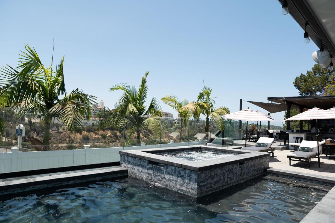 Holiday home New Modern Luxury Estate - Pool, Slide, Grotto