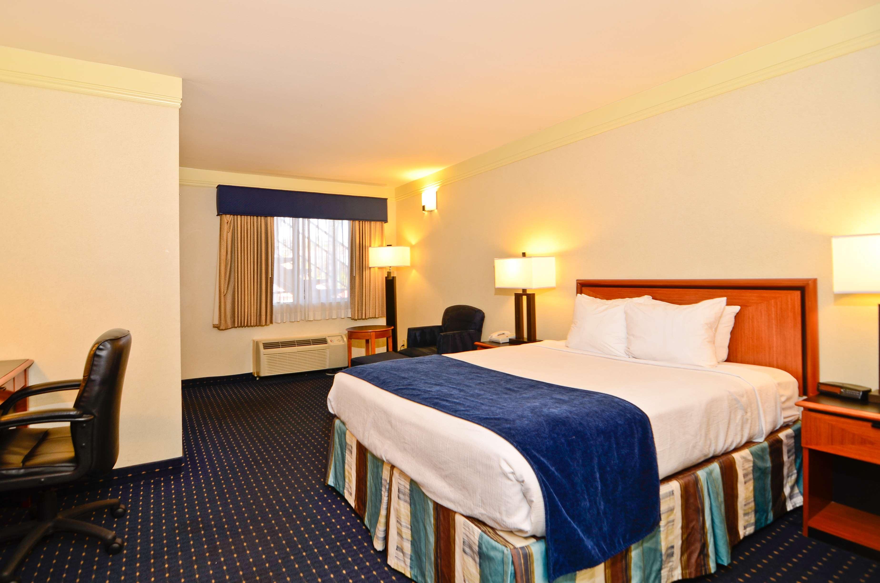 Western Mission Bay Motel 3*
