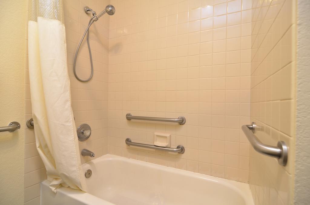 Inn Quality I-5 Naval Base San Diego