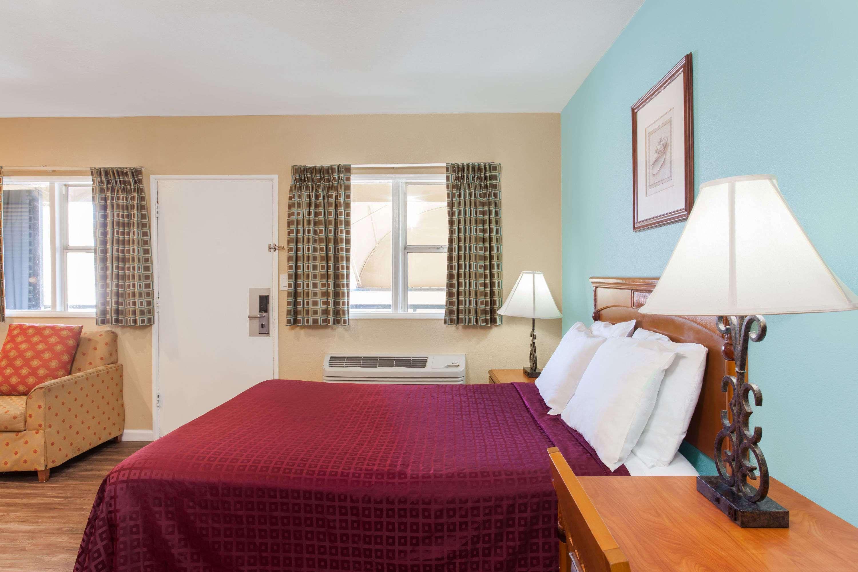 Motel Travelodge By Wyndham Seaworld