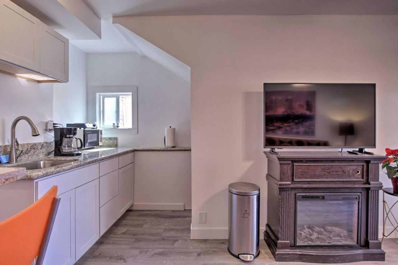 Pet-friendly Gem With Patio And Grill San Diego