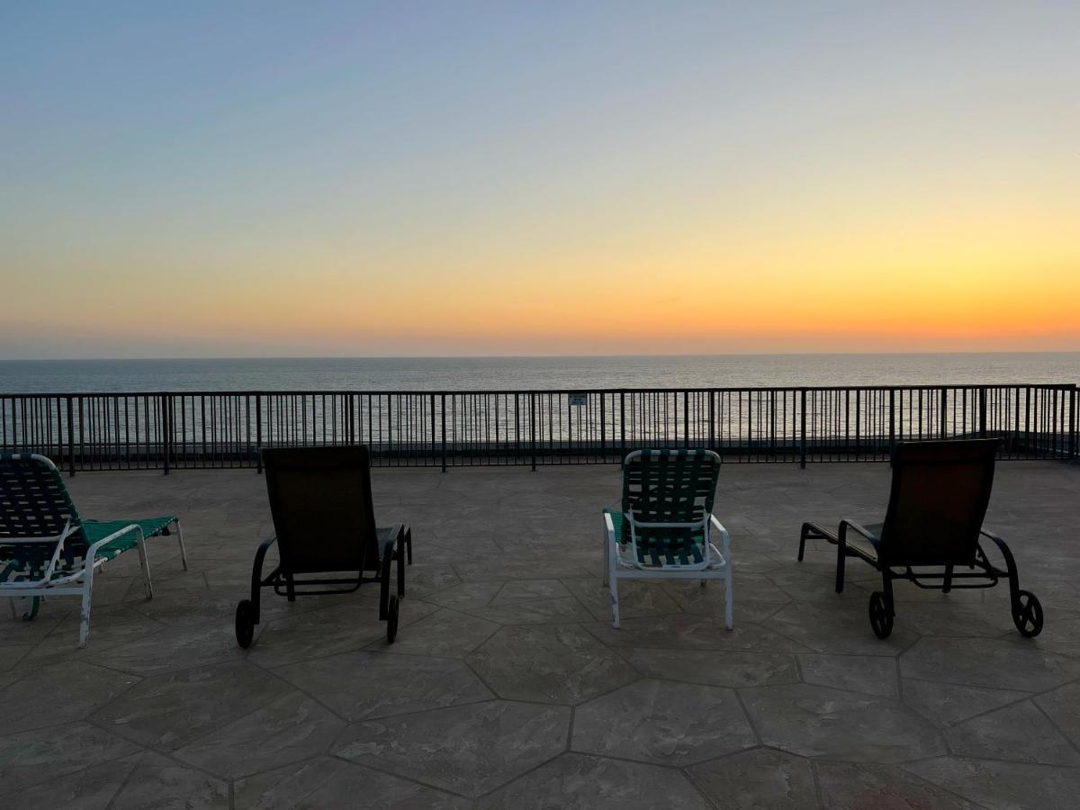 Apartment Ocean View Luxury Oceanfront And Pool