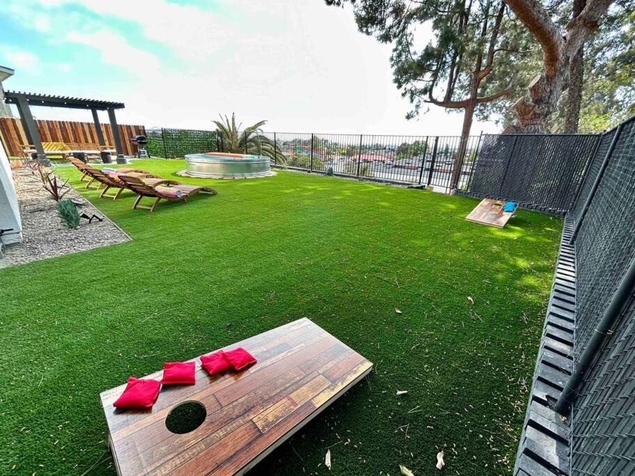 Luxurious - Gameroom - Cowboy Pool *