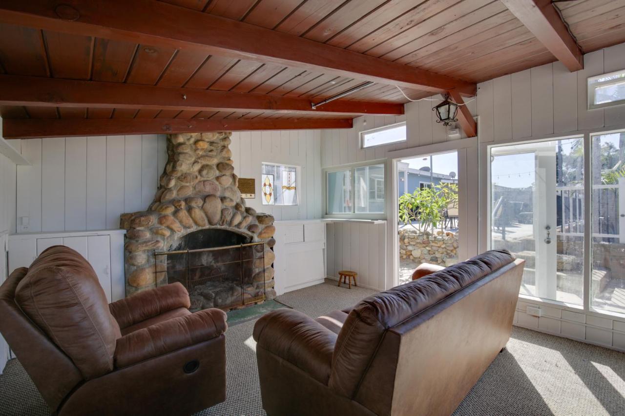 Private Outdoor Pool And Game Room!