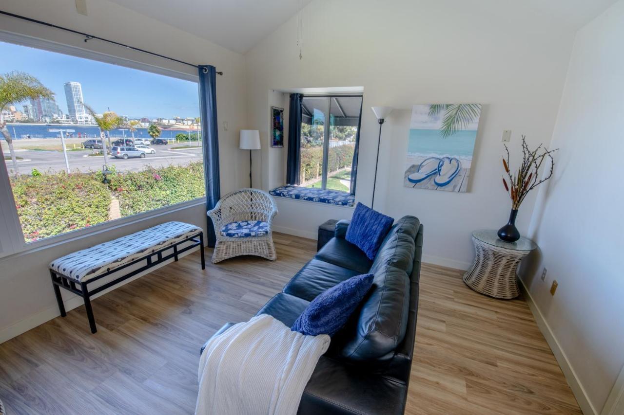 Holiday home Monthly Rental, Coronado Style Town *