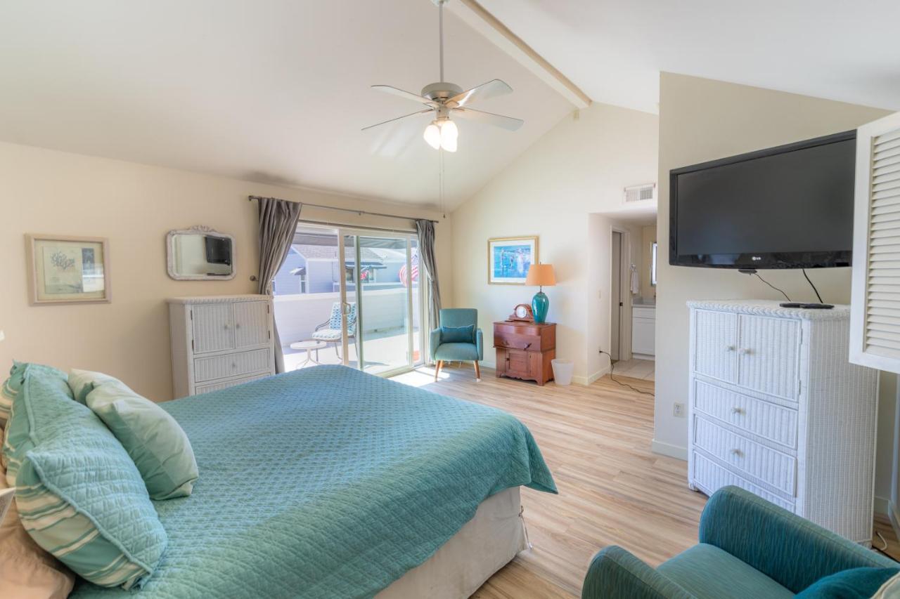 Holiday home Monthly Rental, Coronado Style Town *