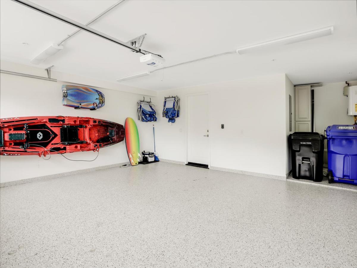 Coastal Retreat Near The W Panoramic Ocean Views, Rooftop Deck, & Firepit San Diego