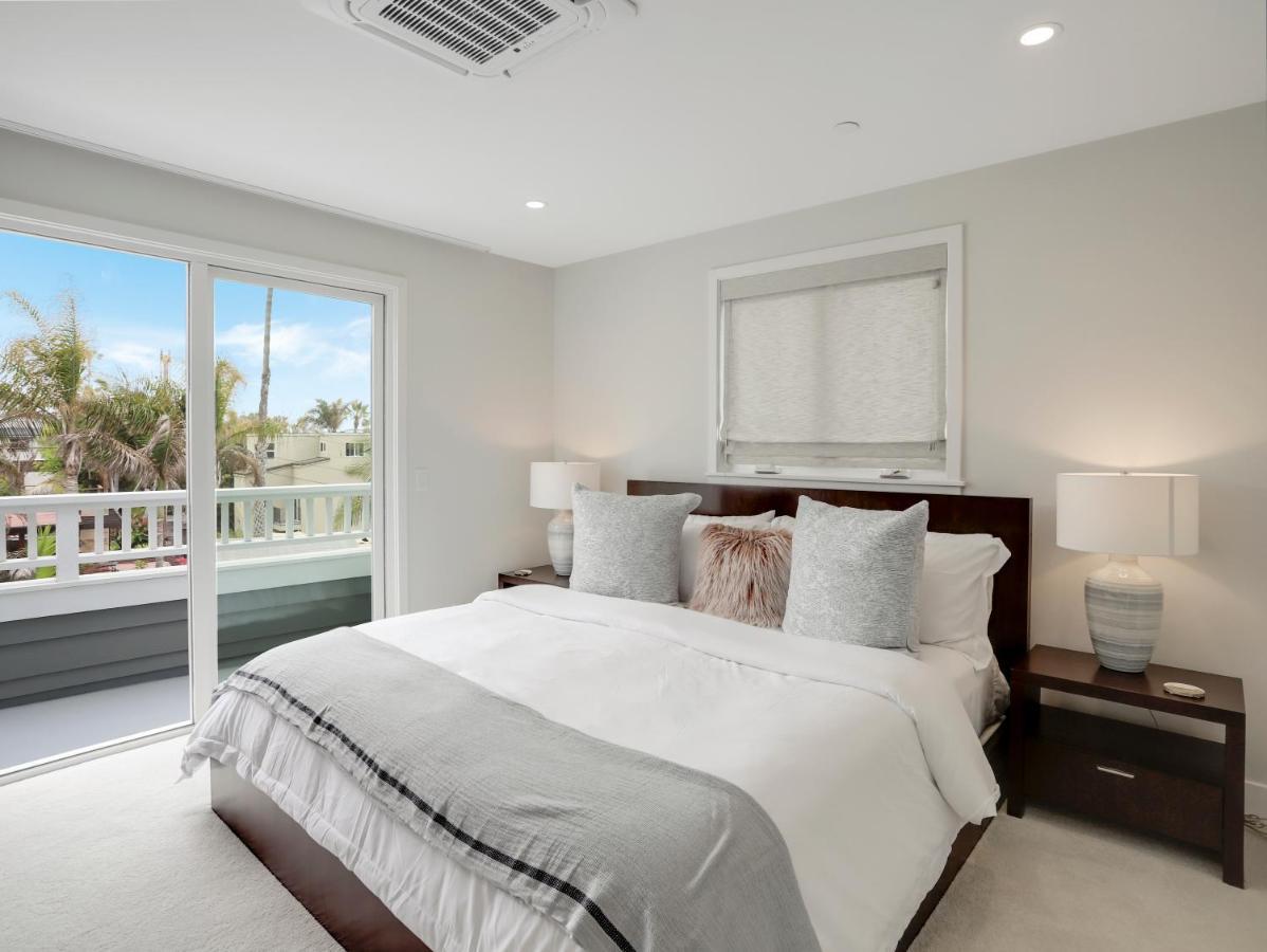 Сasa de vacaciones Coastal Retreat Near The W Panoramic Ocean Views, Rooftop Deck, & Firepit San Diego