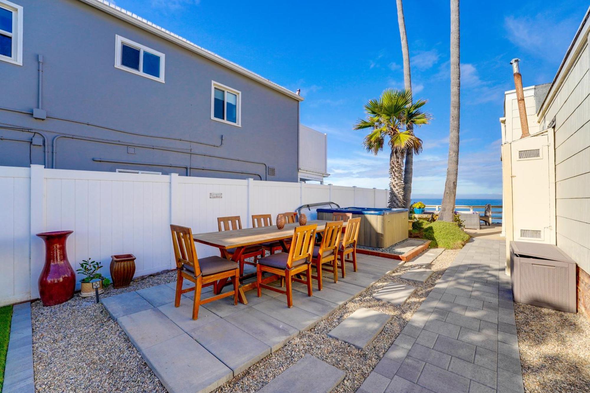 Oceanfront Paradise - Spa, Pet-friendly, Fast Wifi, Parking & Dream Views Holiday home