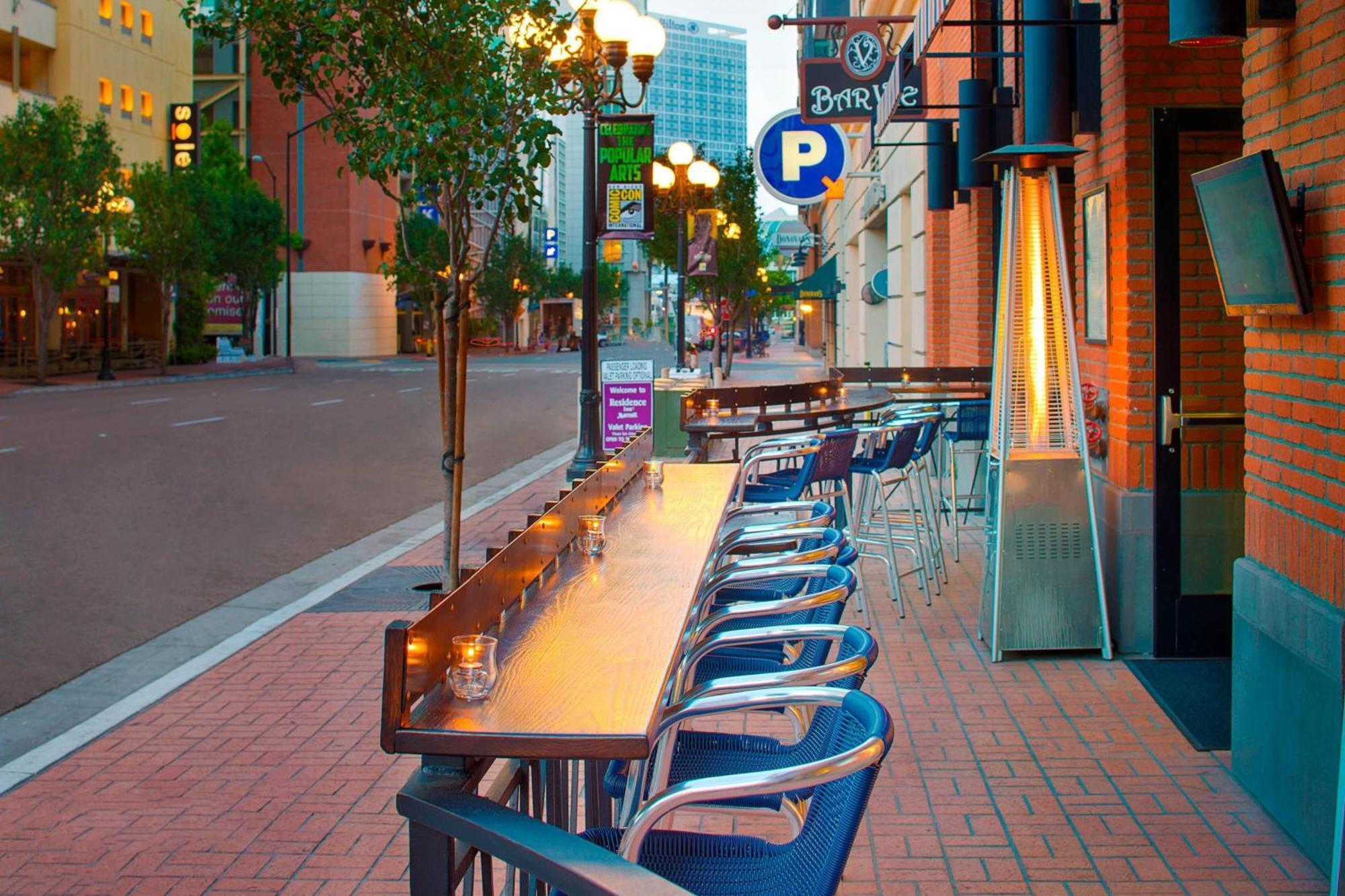 By Marriott Downtown/gaslamp Quarter Hotel San Diego