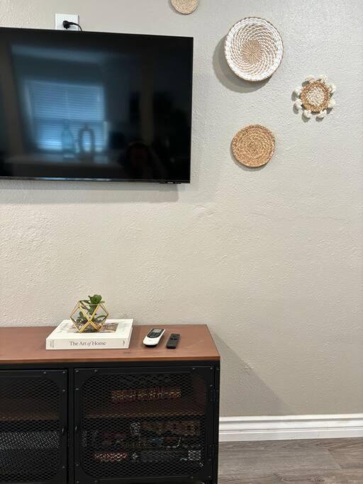 Apartment Cool Coastal Ob Life San Diego